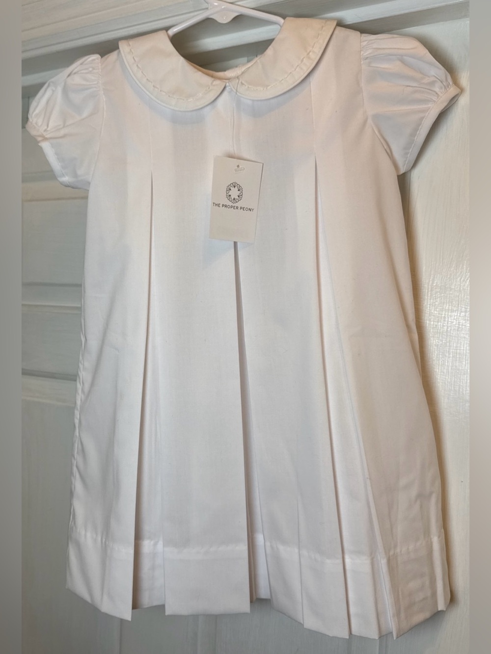 The Proper Peony Classic White Pleated Dress Embroidered Peter Pan Collar 3T NWT